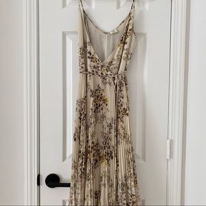 Aritzia Wilfred beaune floral midi dress